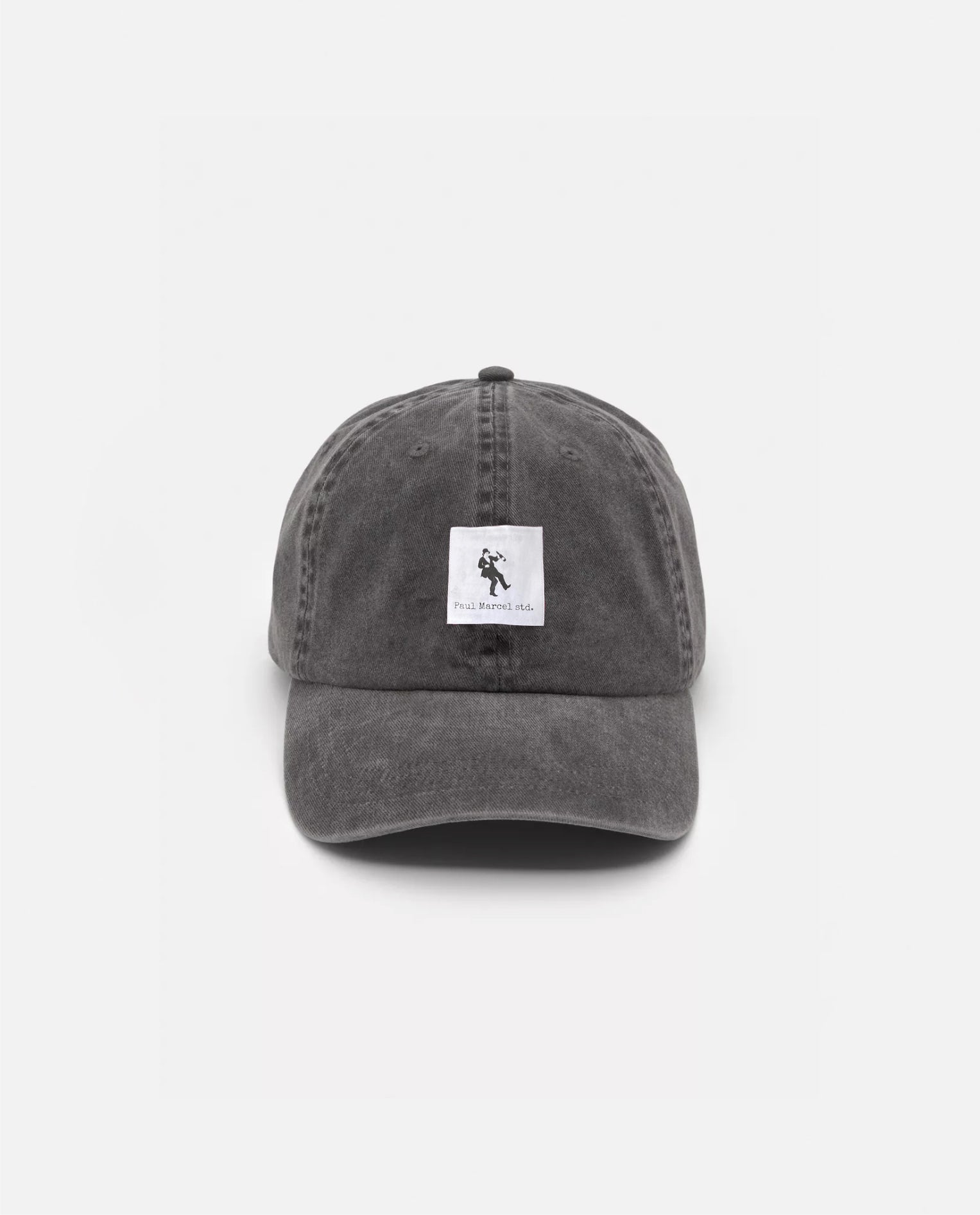 gorra negra-gris