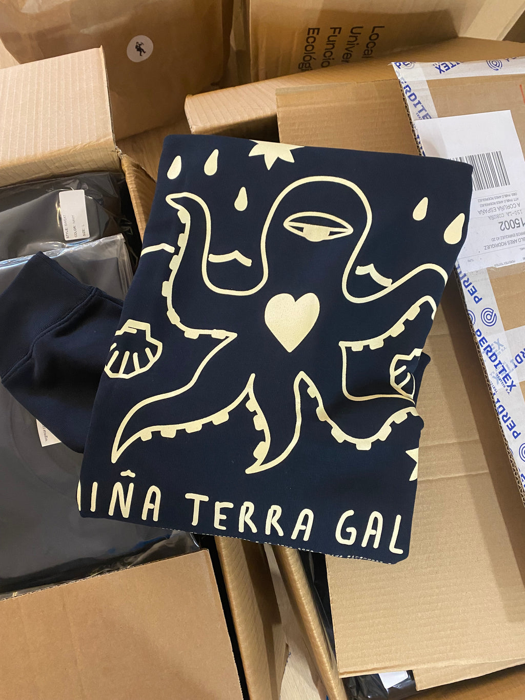 Sudadera Miña Terra azul oscura SIN capucha