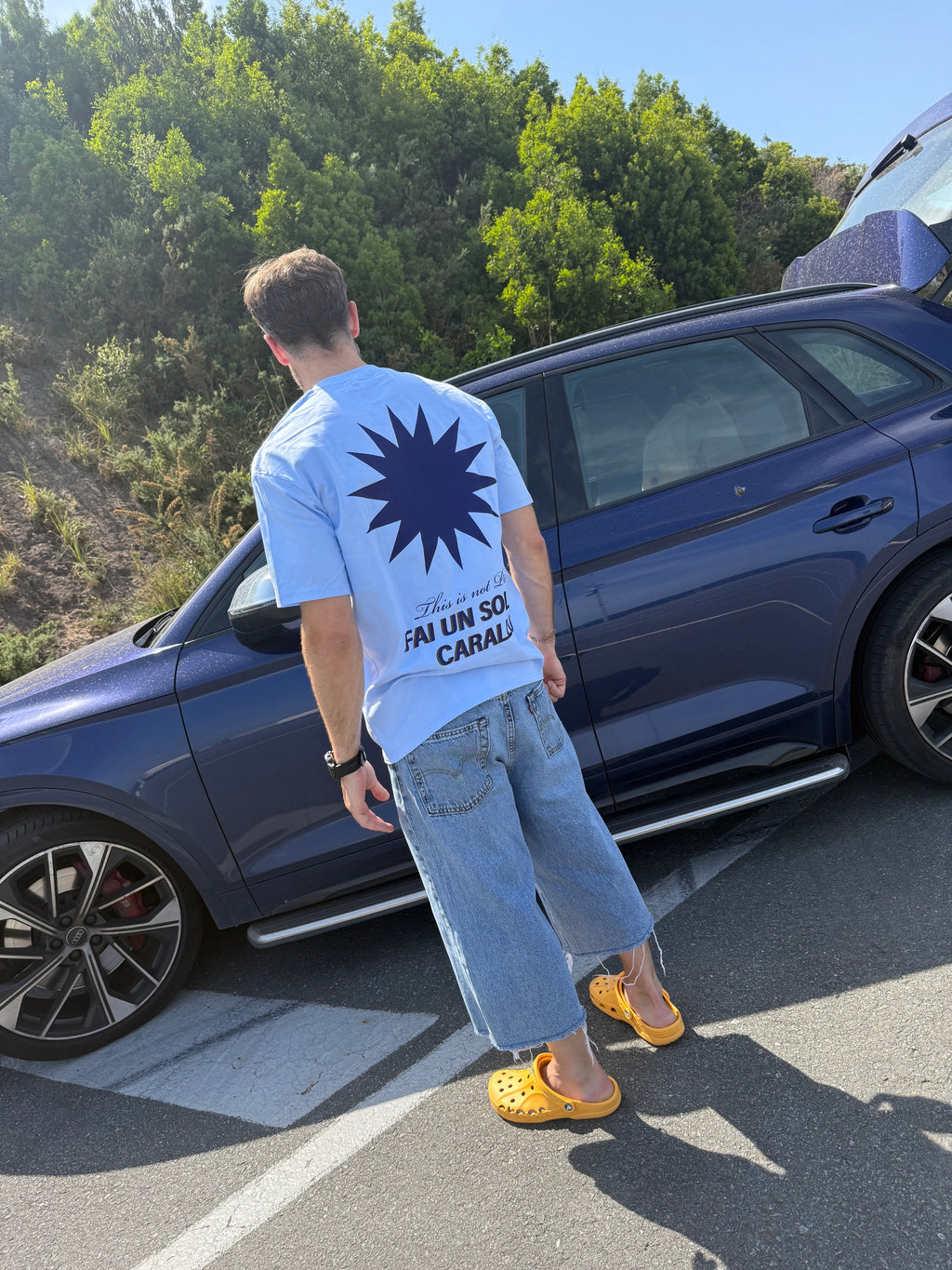 Camiseta azul fai un sol de carallo